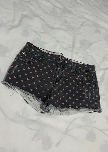 36 Beden gri Renk Bershka Kalpli Desenli Şort