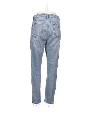 29 Beden Guess Jean / Kot %70 İndirimli.
