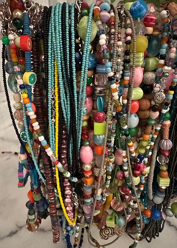 Renkli boncuk kolye - Görsel 2