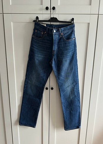 Levis Koyu Mavi Denim Jean