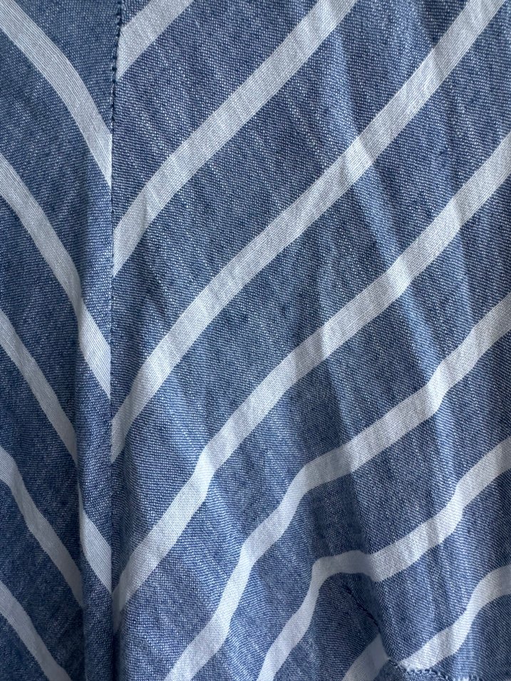 Çizgili, V Yakalı, Kolsuz Midi Elbise - Görsel 2