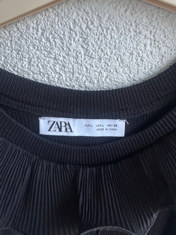 Fırfırlı Siyah Uzun Kolsuz Elbise - Görsel 3