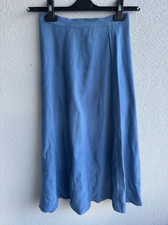 Düğmeli Mavi Uzun Keten Etek - Görsel 3