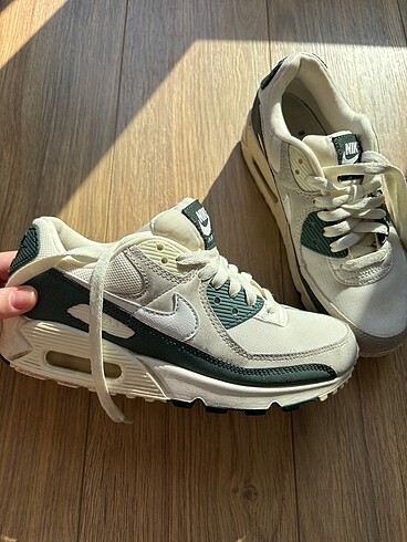 Nike Air Max 90