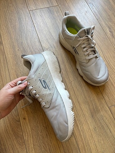 44 Beden Skechers ayakkabı