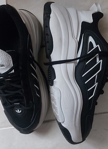 Adidas Spor Ayakkabı