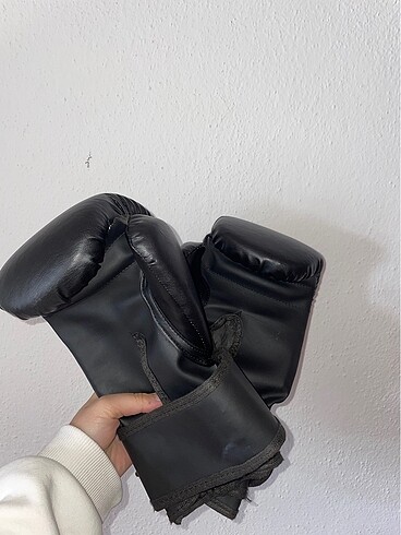 Box eldiveni