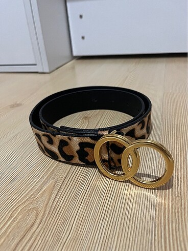 Leoparlı kemer