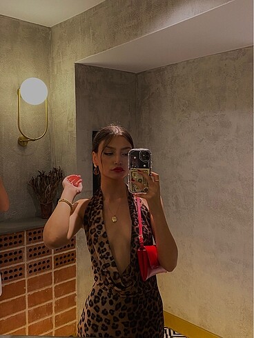 xs Beden Sırt dekolteli Zara leopar desenli elbise