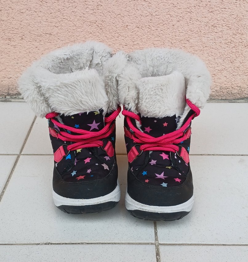 KIZ ÇOCUK KAR BOTU - Görsel 3