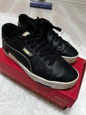 37 Beden siyah Renk puma spor ayakkabı