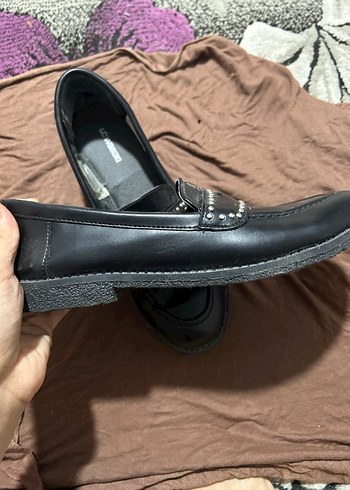 LC Waikiki Siyah Deri Tokalı Kadın Loafer