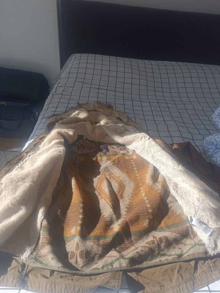 Kürk Detaylı Kahverengi Kadın Mont - Görsel 3