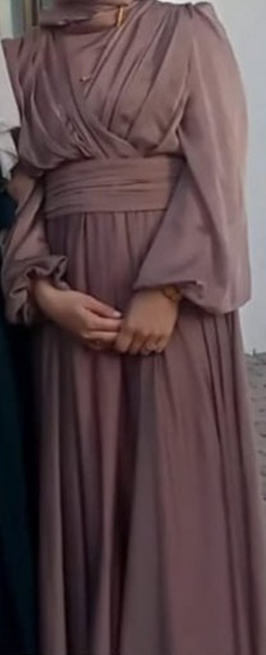 Bej Uzun Drapeli Kadın Abiye Elbise şal hediyedir - Görsel 3