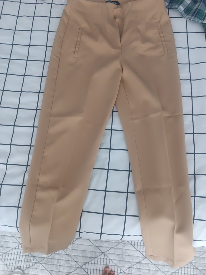 Bej Kadın Kumaş Pantolon Midi Boy tekliflere açığım - Görsel 3