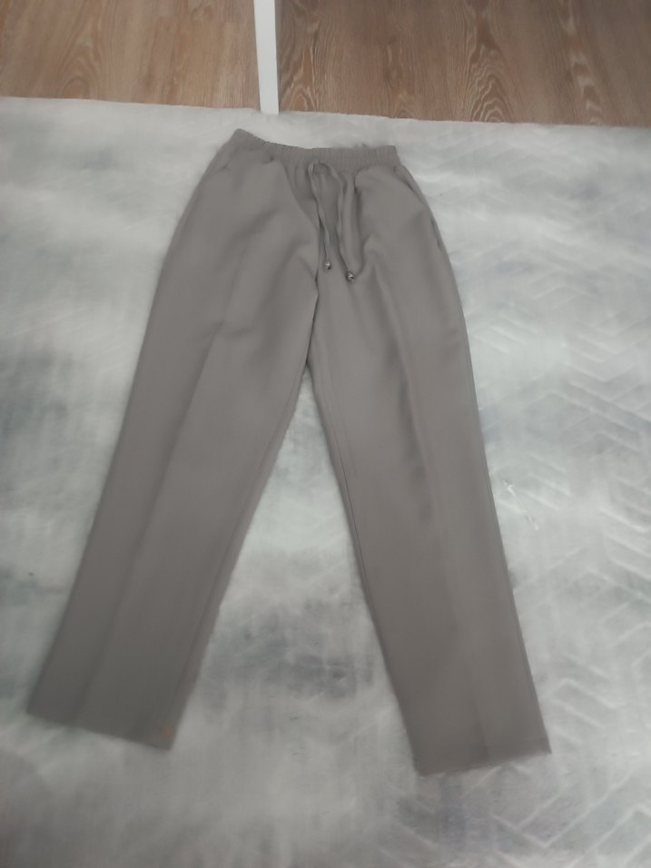 Gri Bej Kadın Normal Kesim Kumaş Pantolon çok rahat - Görsel 2