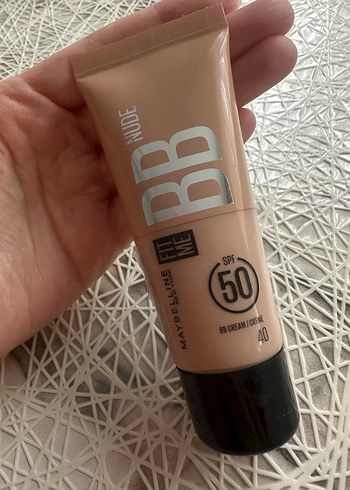 Maybelline Nude BB Krem SPF 50 Beige - Görsel 3