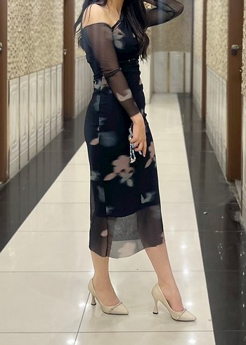 Şeffaf Detaylı Siyah Uzun Elbise - Görsel 2