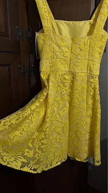 Koton Dilek Hanif sınırlı sayıda üretim sarı elbise - Görsel 7