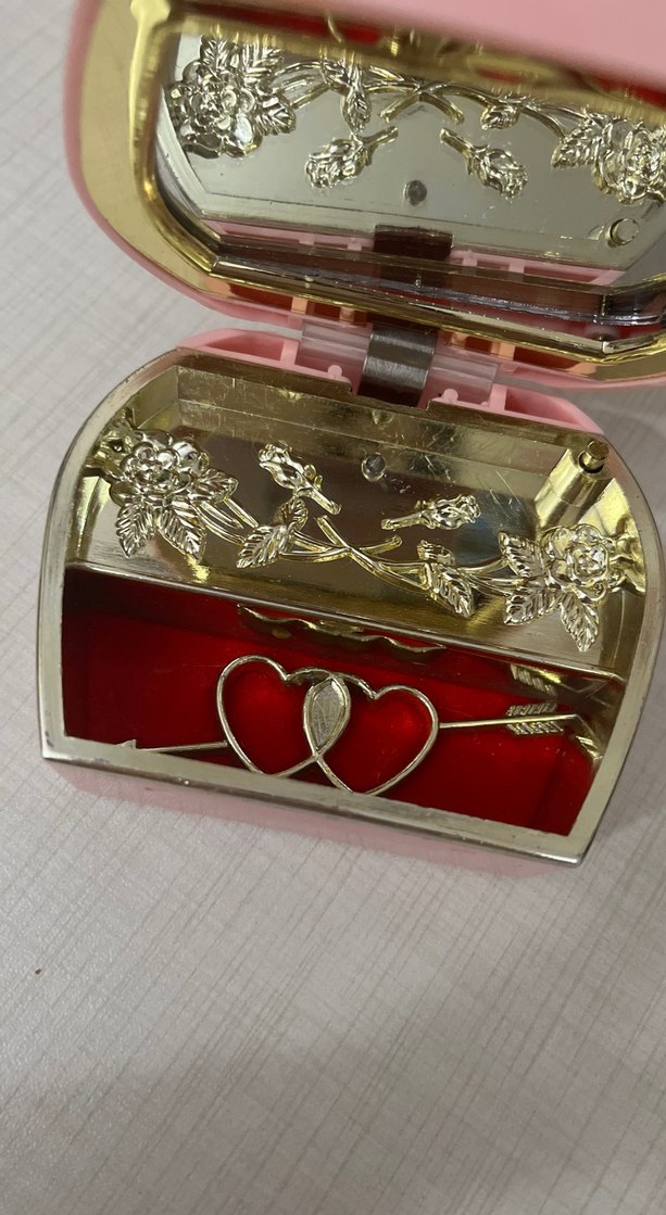 Pembe Hello Kitty kutu - Görsel 3