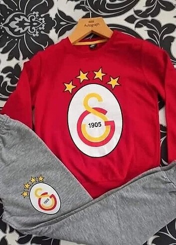 Galatasaray Galatasaray Çocuk Taraftar Kombinleri