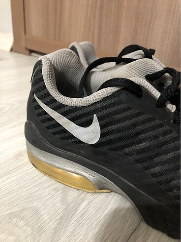 36 Beden Orijinal Nike Spor Ayakkabı