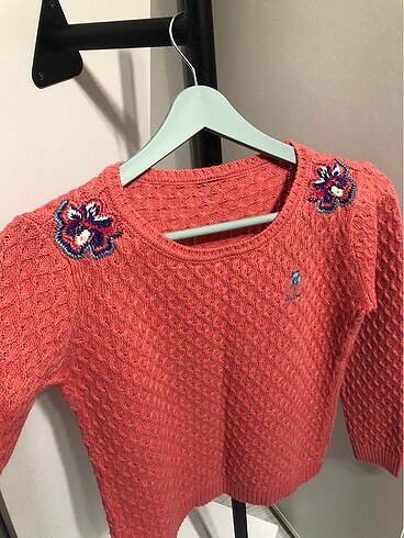 xs Beden pembe Renk çiçek işlemeli polo kazak
