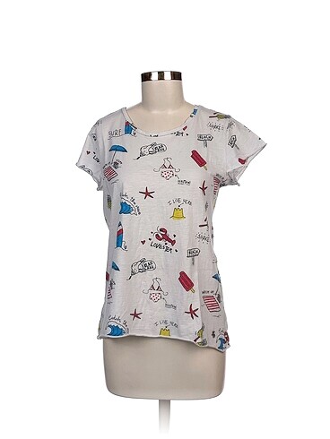 Loft T-shirt %70 İndirimli.
