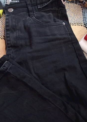 Siyah Düğmeli Kadın Denim Pantolon