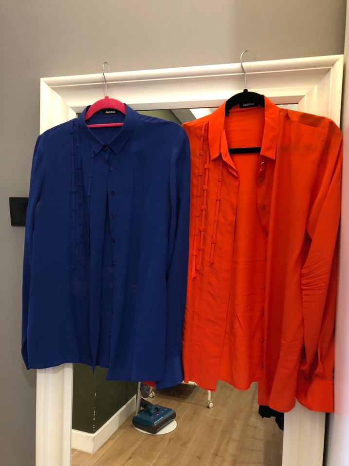 Gömlek- siyah, fuşya, nar çiçeği ve saks mavisi ve nar çiçeği - Görsel 2