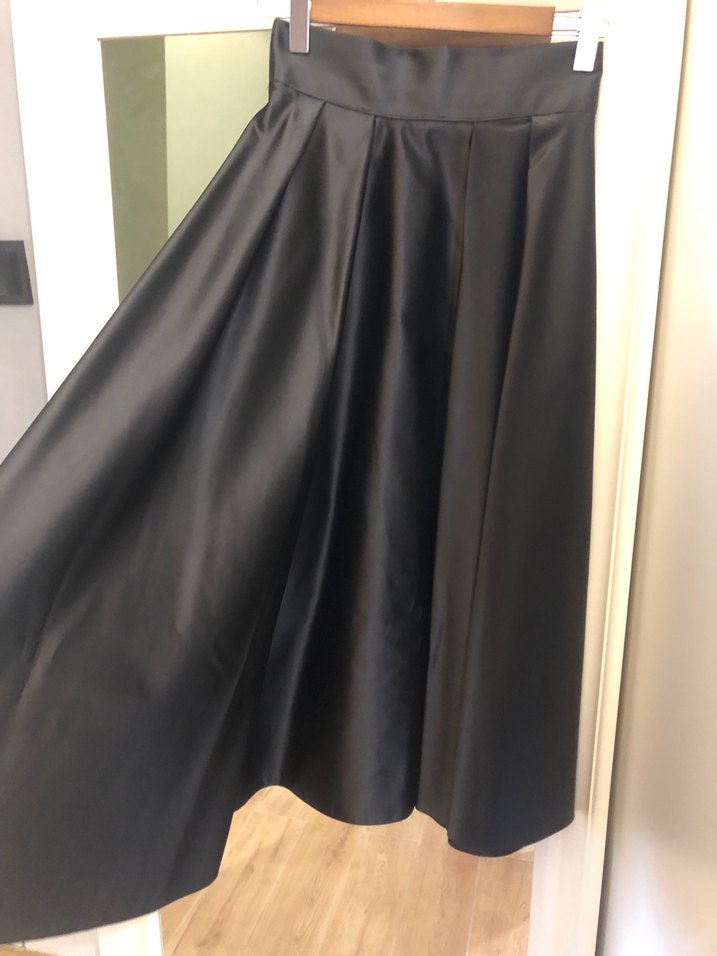 Siyah Drapeli Uzun Kadın Etek - Görsel 2