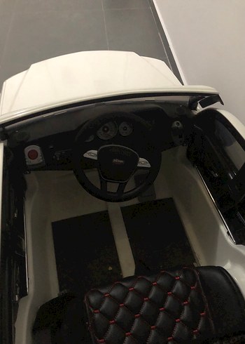 Beyaz Pilsan akülü  Araba - Görsel 4