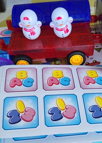  Beden Renk 73 PARCA(5.5CM)Manyetik Renkli Yapı Taşları Eğitici Oyuncak