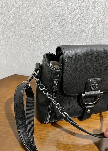 Siyah Deri Kemerli Yılan Desenli Gotik Çanta - Görsel 3