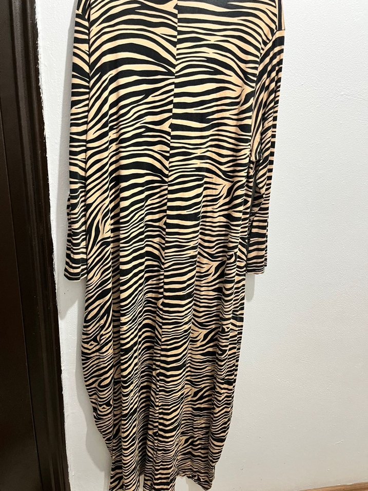 Zebra Desenli Uzun Kollu Kadın Elbise - Görsel 5