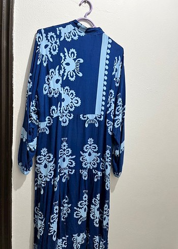 Bohem Tarz Uzun Mavi Bağlama Desenli Elbise - Görsel 3