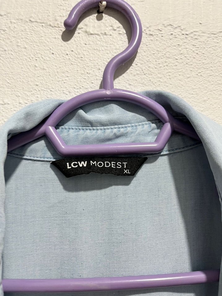 Düğmeli Uzun Kollu Denim Kadın Gömlek - Görsel 3