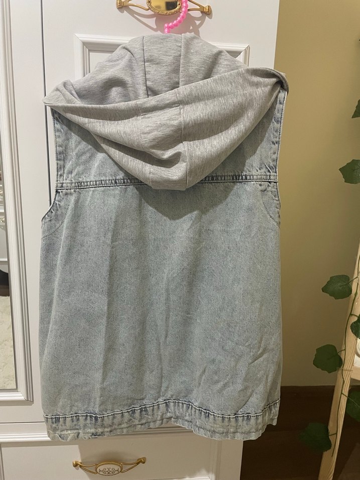 Kapşonlu kot yelek - Görsel 2