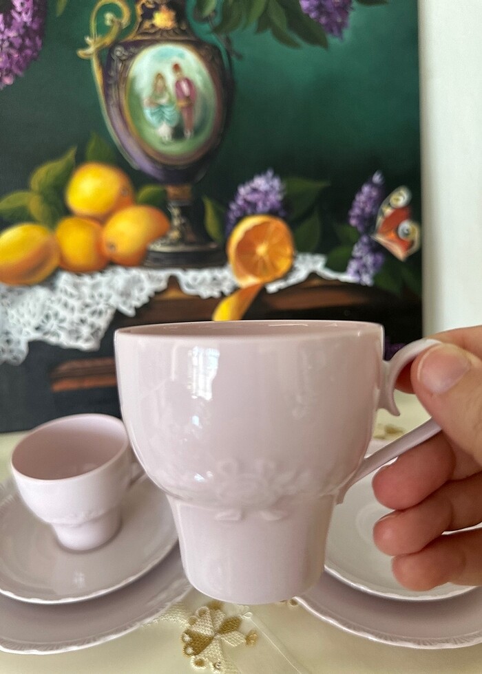 Çay fincanı ve pasta tabağı - Görsel 2