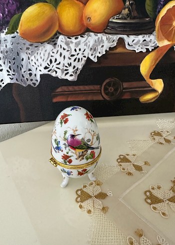 Çiçek ve Kuş Desenli Ayaklı yumurta kutu - Görsel 2