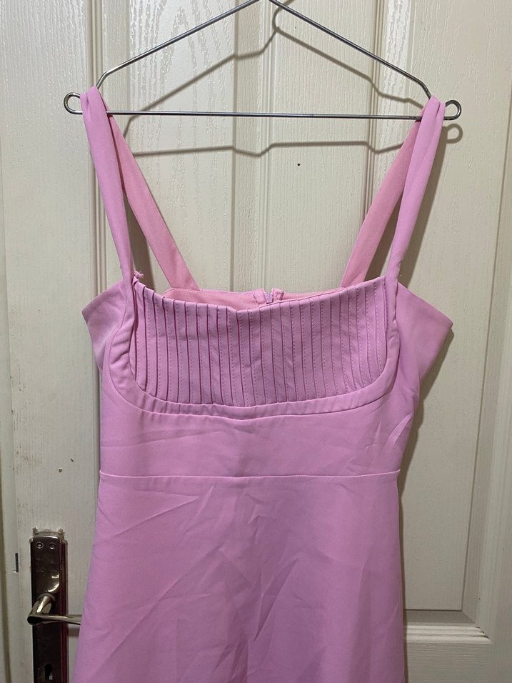 Pembe Pliseli Askılı Midi Elbise - Görsel 2