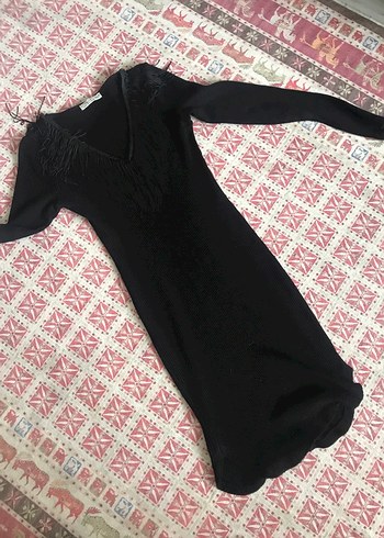 Siyah V Yaka Uzun Kollu Püsküllü triko elbise - Görsel 3