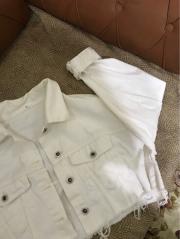 Crop beyaz ceket - Görsel 2
