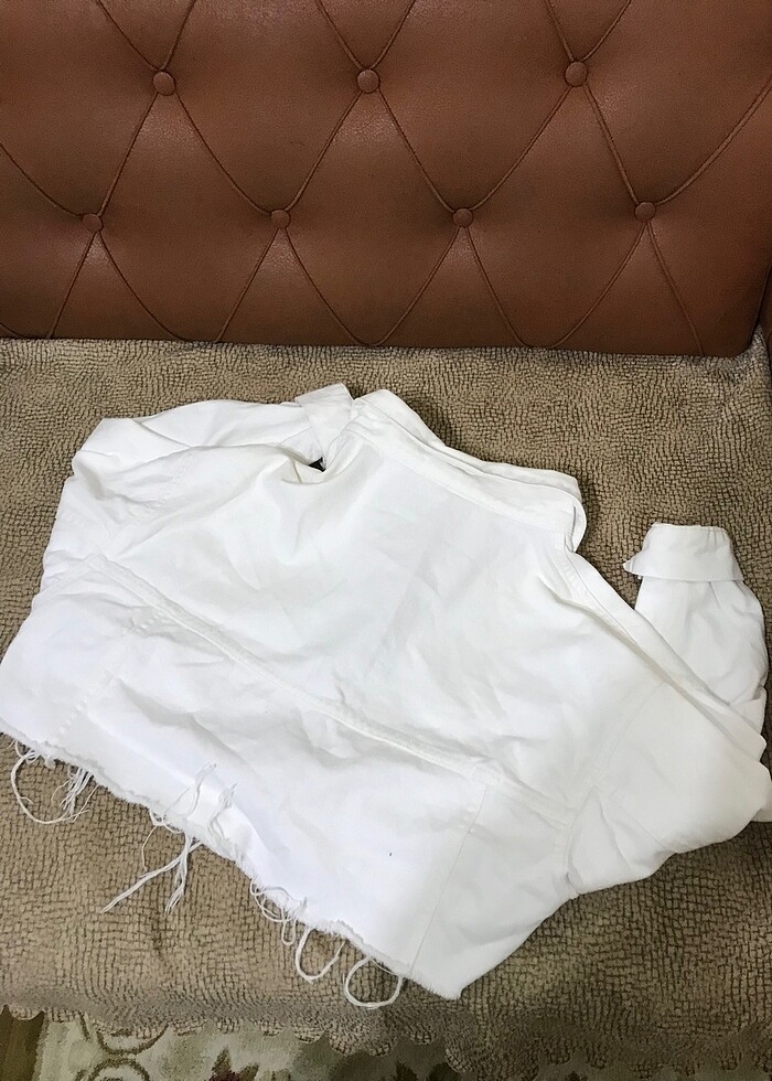 Crop beyaz ceket - Görsel 4