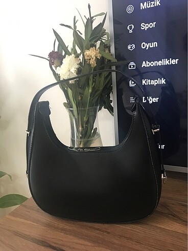 Siyah kol çantası - Görsel 3
