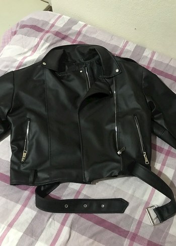 Kadın Siyah Deri Kemerli Street Wear Ceket - Görsel 3