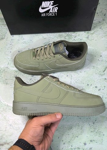 40 Beden yeşil Renk 40-44 ARASI NİKE AİR FORCE HAKİ İTHAL KALİTE