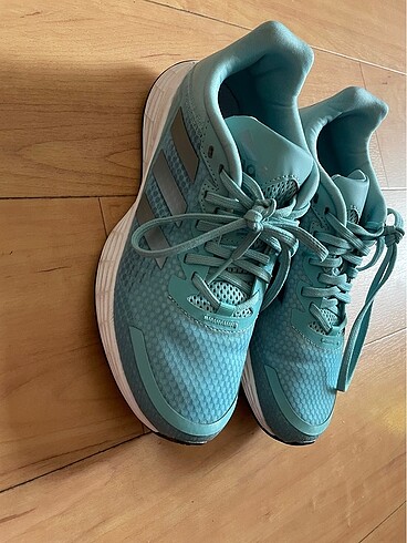 Adidas kadın spor ayakkabı