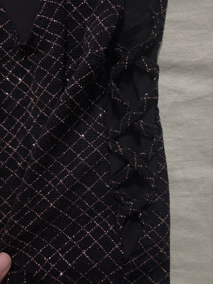 Kadın Siyah Strappy V Yakalı Bluz - Görsel 3