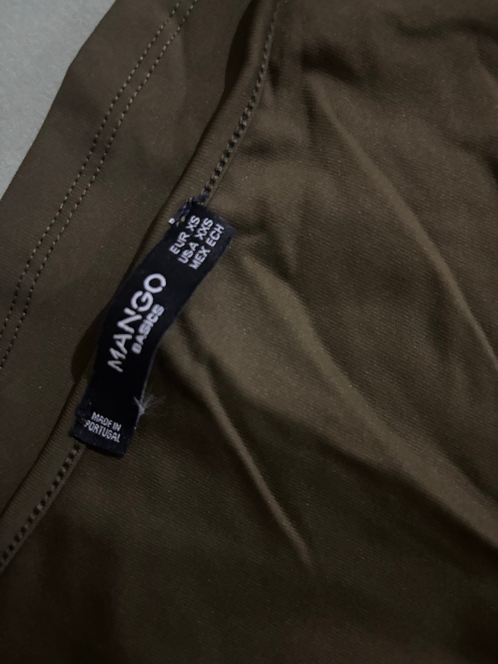 Bej Kadın Kolsuz Midi Atlet - Görsel 2